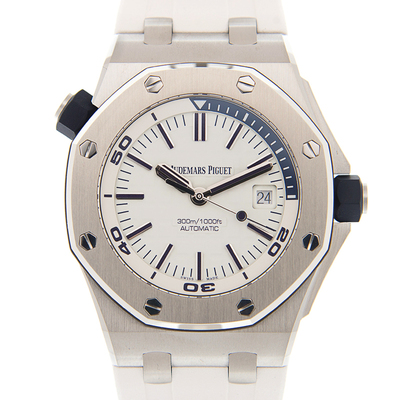 Audemars Piguet Royal Oak Offshore Watch Ref 15710ST.OO.A010CA.01 (blue, arb519)