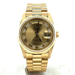 Rolex - ساعة  Day-Date - 18238 CRP