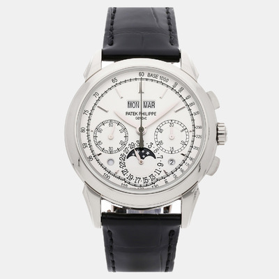 Pre-Owned Patek Philippe Grand Complications 5270G-013 Perpetual Calendar Chronograph 1118990 (white, arb13965)