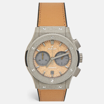 Hublot Classic Fusion Year Of The Fiftieth 521.XC.0570.VR UAE21 Men's Wristwatch - Concrete Sand Grey Camel Leather 1160255 (arb20631)